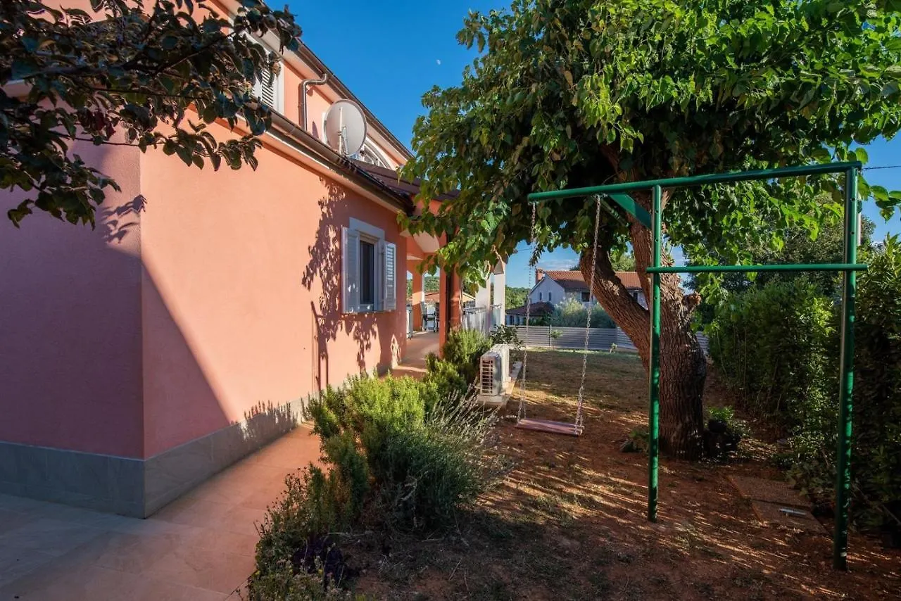 Apartment Mariuccia With Private Pool Orsera 0*,  Croazia