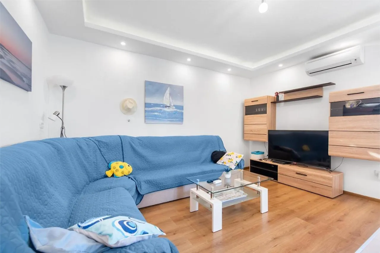 Apartment Mariuccia With Private Pool Orsera Croazia